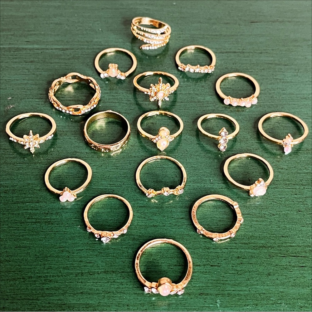 17 Pc Boho Ethnic Gypsy Opal, Crystal, Gold Tone Rings in Various Sizes - NWT - Picture 6 of 14